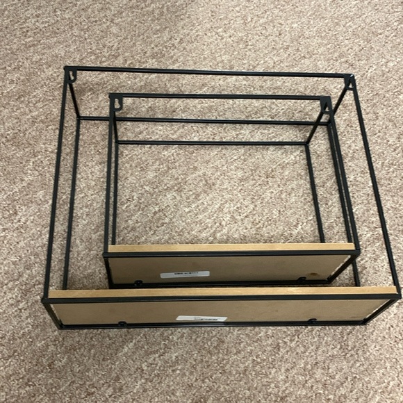 2Pc Mini Shelves - Picture 2 of 4
